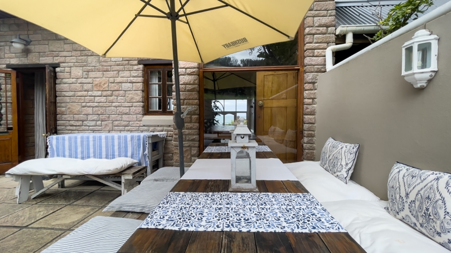 To Let 5 Bedroom Property for Rent in Southern Cross Western Cape